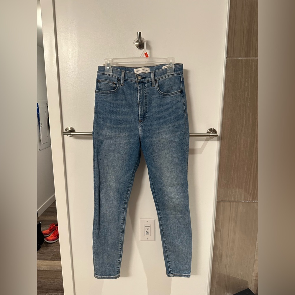 Aritzia Denim Forum Lola high rise skinny jeans